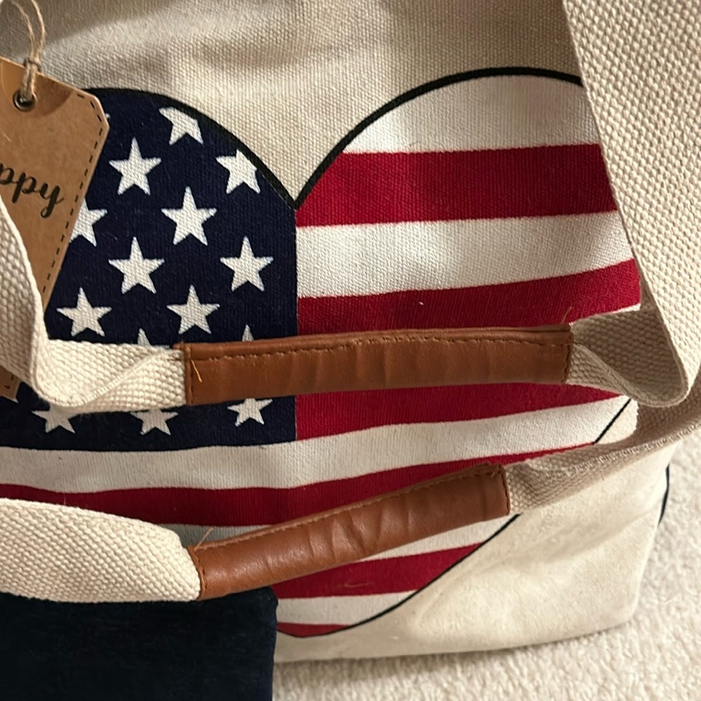 NWT, Happy Life Canvas flag heart tote bag Lg 18”X 15” - Picture 3 of 12